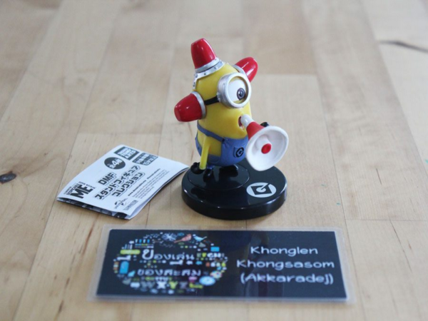 4.Gashapon DMF Minion Stand Figure Collection - Minion Carl Fire Alarm (Number D)