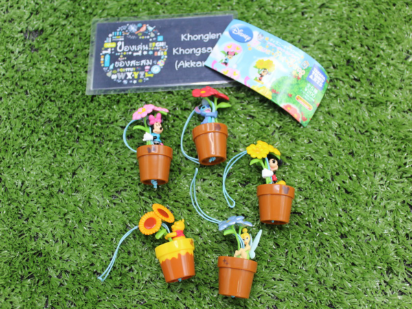 Gashapon Disney Character Flower Pots Strap - Complete Set