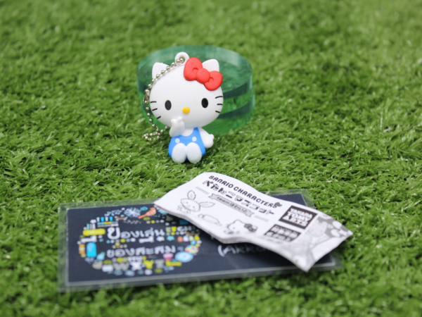Gashapon Sanrio Characters Flat Mascot Team White - Hello Kitty