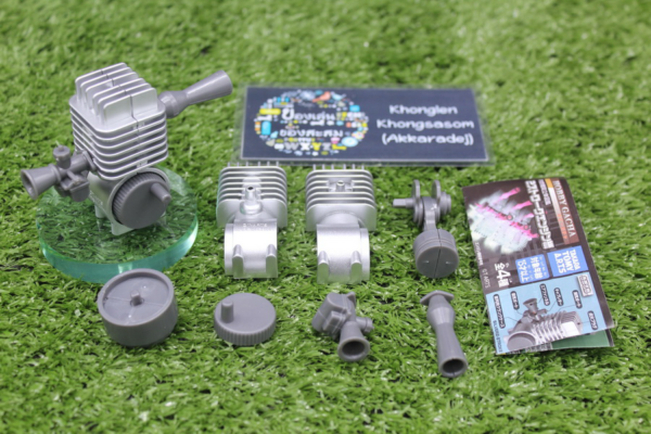 4.Gashapon Hobby Gacha 3D Picture Book - 2 Stroke Engine Silver