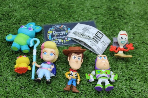 6.Gashapon Disney Toy Story 4 Let’s Play !! Figure – Complete